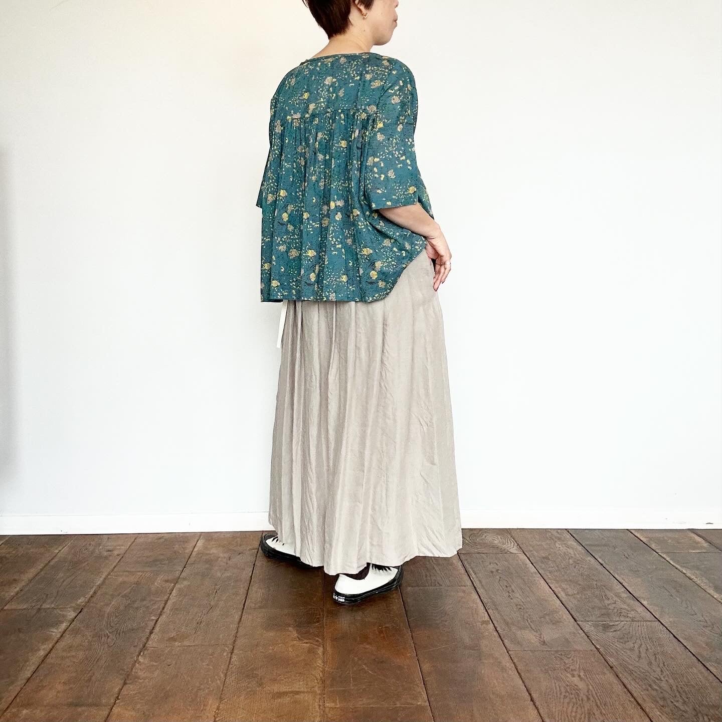 ina イナ リネンウエスト紐タックスカート 90cm丈 241165