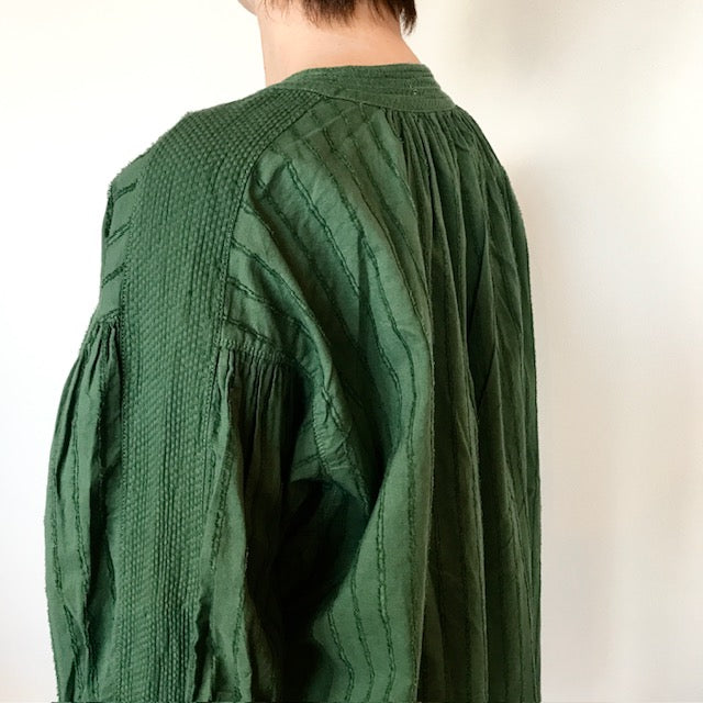 ESTROISLOSE ストライプカットジャガードシャツ EB24414