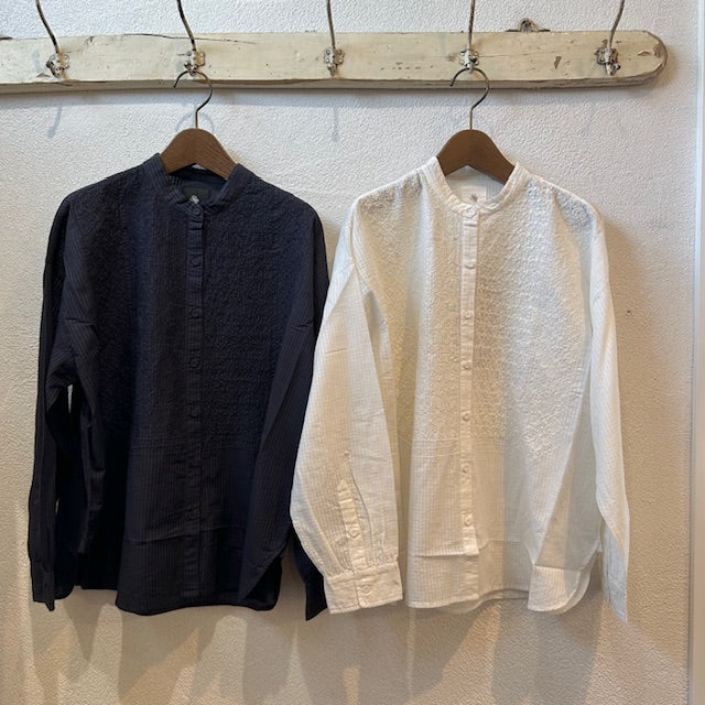 maison de soilメゾンドソイル 80'S ORGANIC SMALL CHECK WITH EMB BANDED COLLAR SHIRT NMDS24601