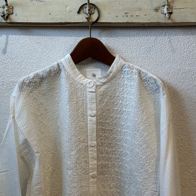maison de soilメゾンドソイル 80'S ORGANIC SMALL CHECK WITH EMB BANDED COLLAR SHIRT NMDS24601