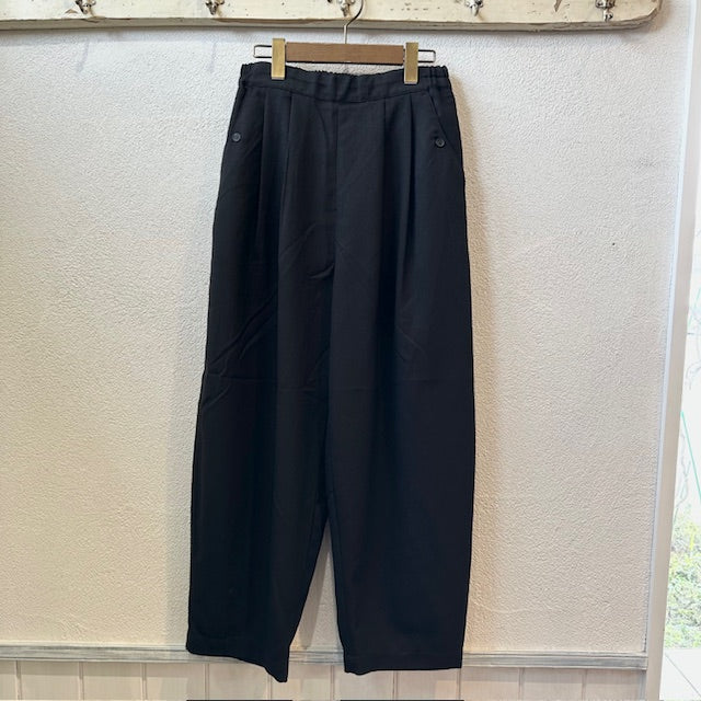 doux bleu T/R ワイドタックパンツ 2525-047