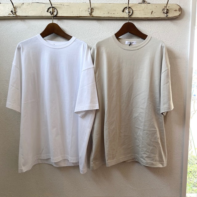YARRA NEU graffitiバッグプリントワイドTシャツ 5521-428