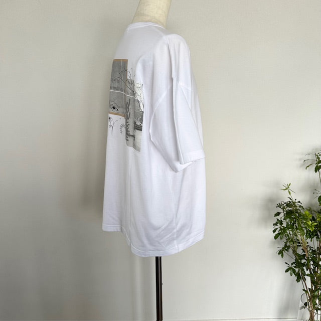 YARRA NEU graffitiバッグプリントワイドTシャツ 5521-428