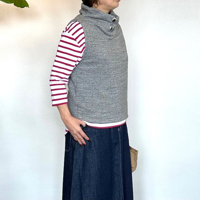 DanaFaneuil ガーゼ裏毛スタンドベスト  D2722301