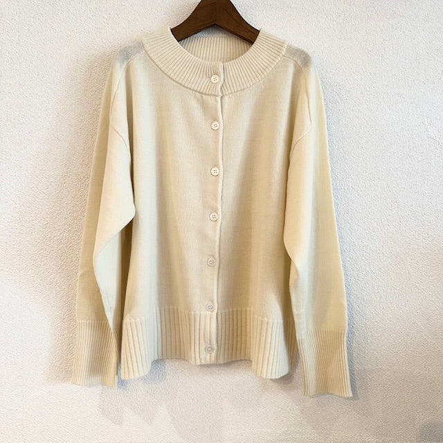 mao made メリノウールモックネックカーディガン 451107