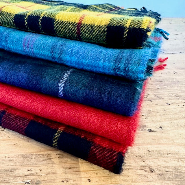 John Scott ラムウールマフラー NLC1751