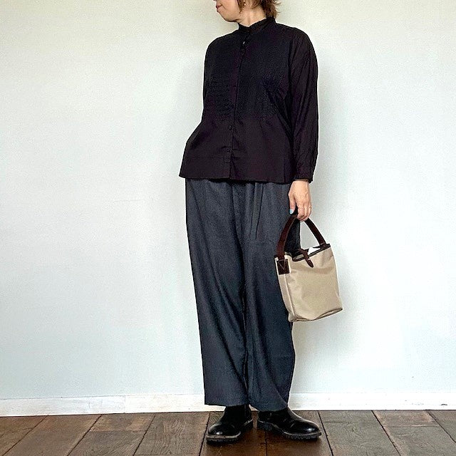 maison de soilメゾンドソイル WORSTED SERGE 2TUCK TAPERED EASY PANTS (CHARCOAL) GNMDS2501WS