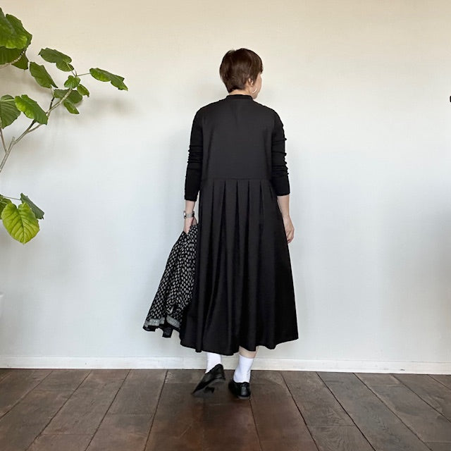 ina イナ ウエスト切替タックジャンパースカート BLACK   236661