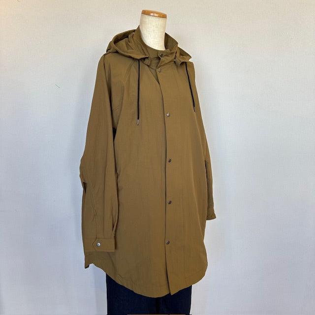 YARRA NEU フード付きナイロンポンチョ風コート 5547-414
