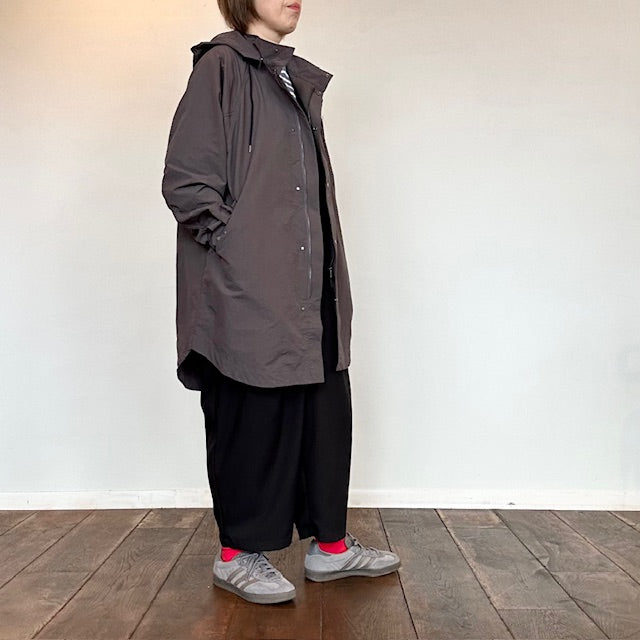 YARRA NEU フード付きナイロンポンチョ風コート 5547-414