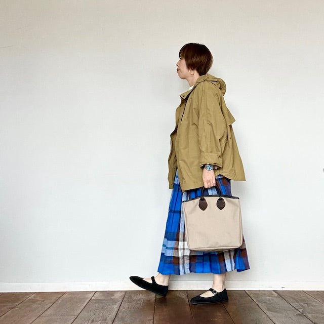 Quality Gunslips(クオリティガンスリップス) PVC ショートハンドル トートバッグ NQG1052P