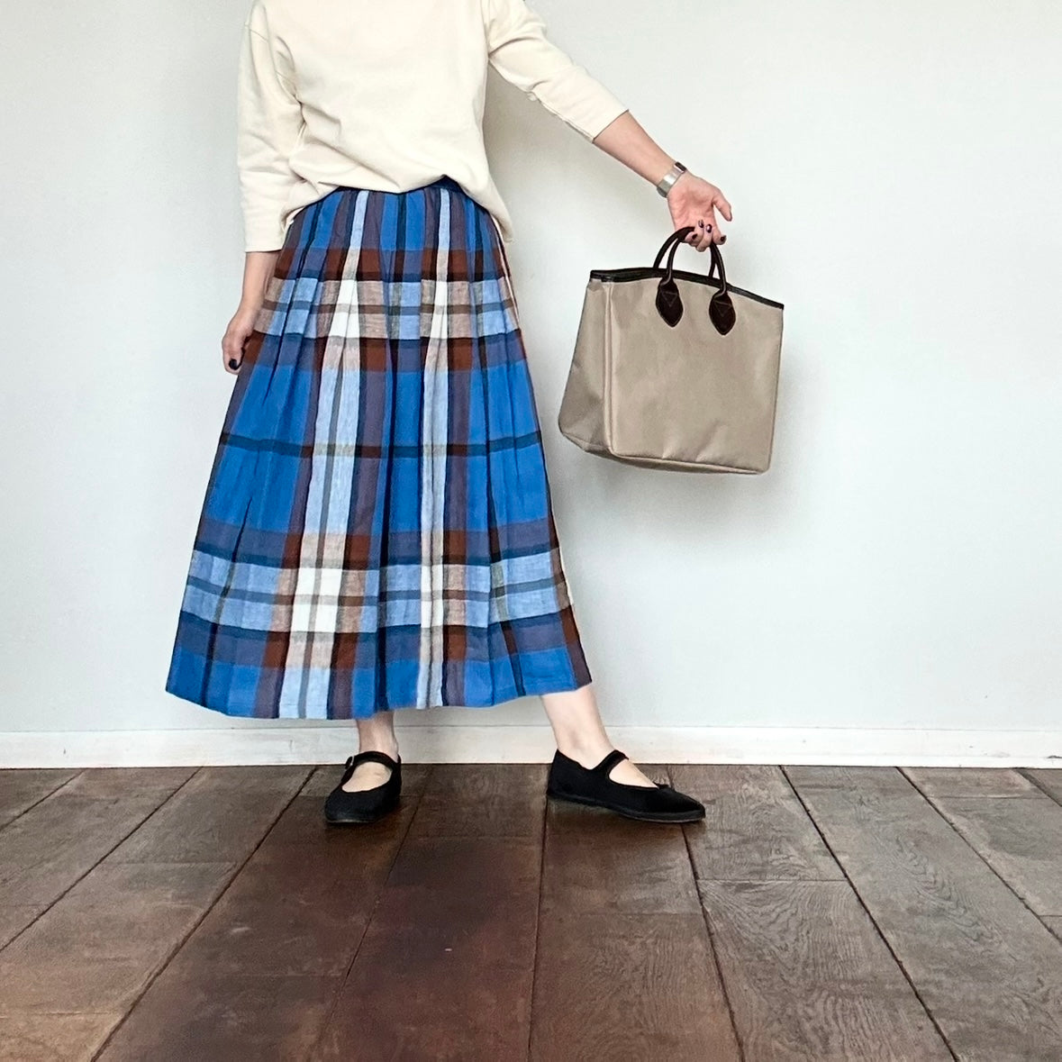 O’NEIL OF DUBLIN オニール・オブ・ダブリン リネンタックギャザースカート BI8125101