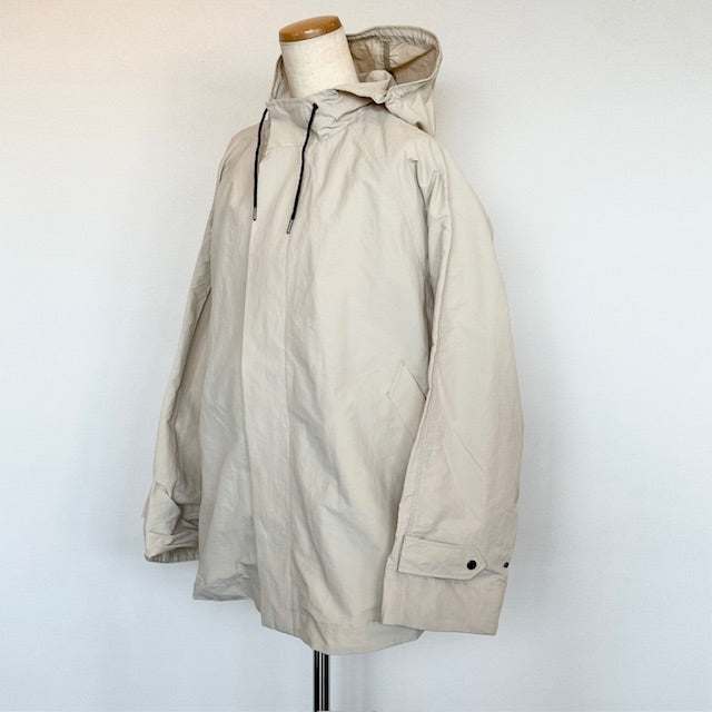 YARRA NEU ナイロンポンチョ風ジャケット 5517-419