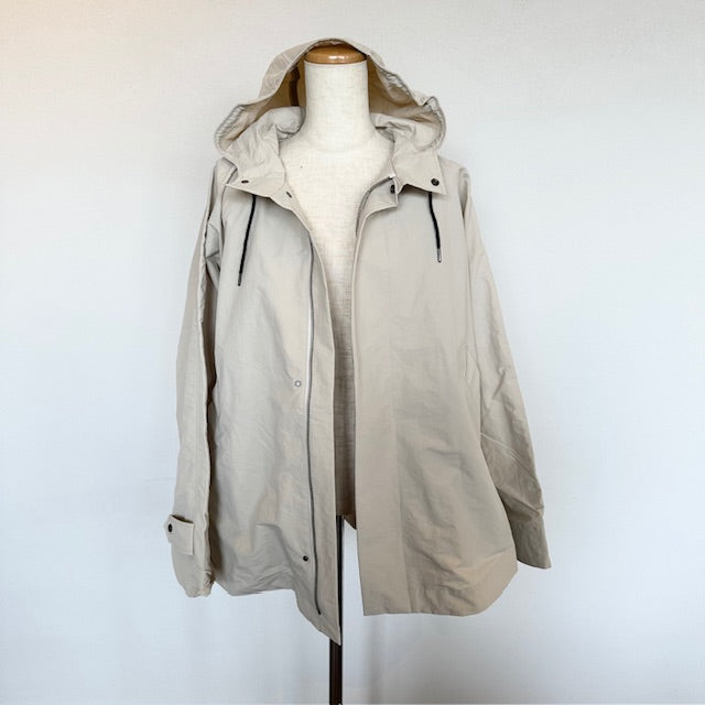 YARRA NEU ナイロンポンチョ風ジャケット 5517-419