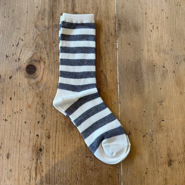 tus+ BORDER SOCKS ボーダー ソックス T006