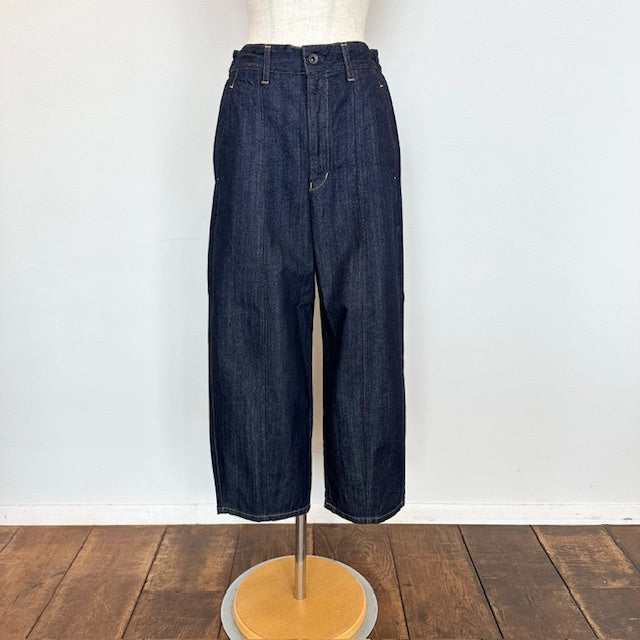 D.M.G. ムラ糸デニム アーモンドパンツ 14-250C