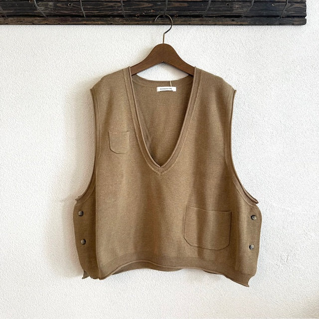 ESTROISLOSE(エストゥロワルーズ) コットンミラノリブ ベスト K25301