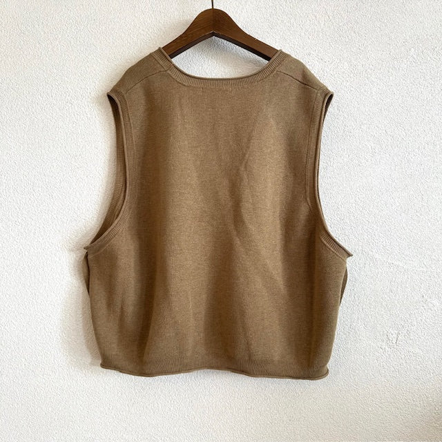 ESTROISLOSE(エストゥロワルーズ) コットンミラノリブ ベスト K25301