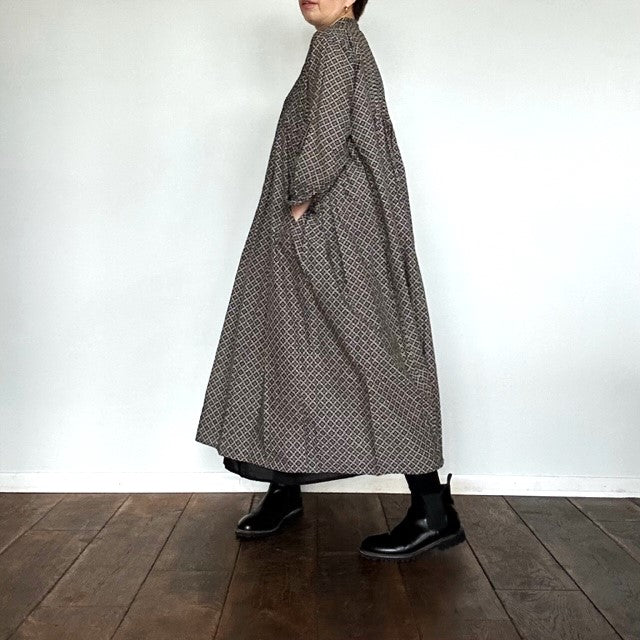 maison de soil 60'S COTTON REPETITIONAL FLOWER BLOCK PRINT MINI PINTUCK BANDED COLLAR SHIRT DRESS(ワンピース) INMDS23732