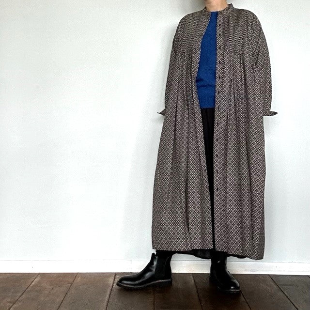 maison de soil 60'S COTTON REPETITIONAL FLOWER BLOCK PRINT MINI PINTUCK BANDED COLLAR SHIRT DRESS(ワンピース) INMDS23732