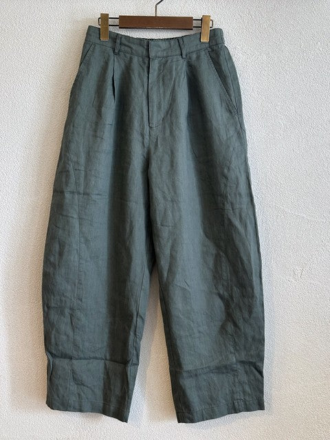 doux bleu リネンカーブパンツ 30 グリーン 前