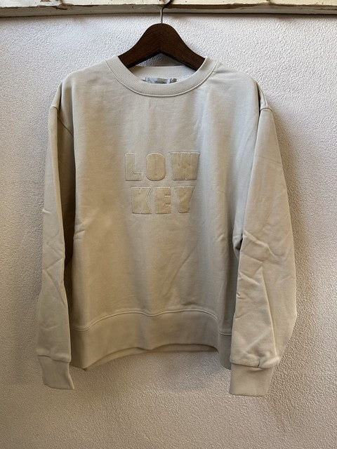LOWKEY スウェット アイボリー