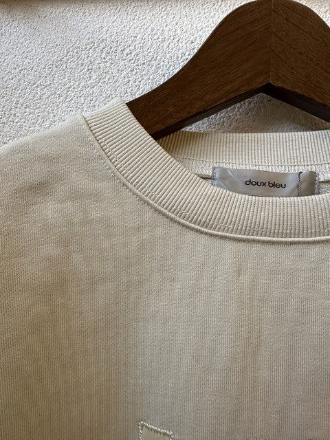 LOWKEY スウェット アイボリー