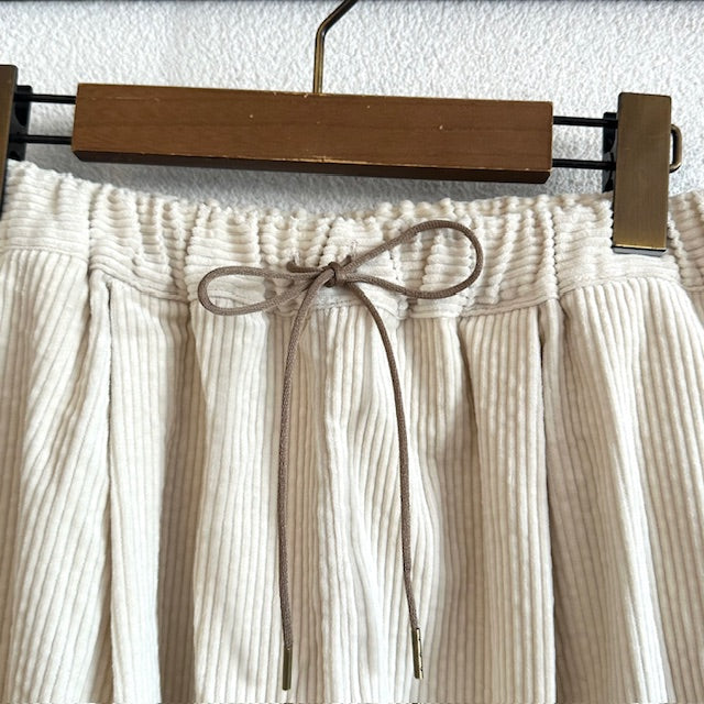 ina　コーデュロイフロント紐付きイージーパンツ　255110