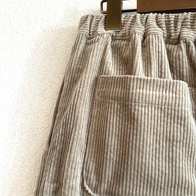 ina　コーデュロイフロント紐付きイージーパンツ　255110