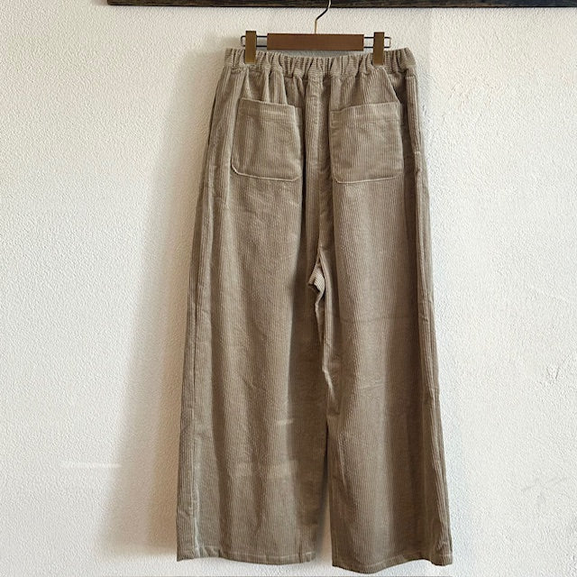 ina　コーデュロイフロント紐付きイージーパンツ　255110
