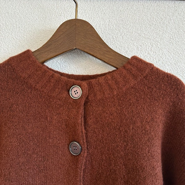 mao made　ヤクフィール バックタック ドロストコード入りカーディガン　　551122