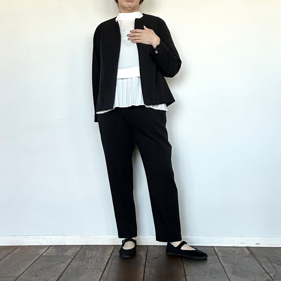 WHYTO  ノーカラージャケット    WHT23HJK4021