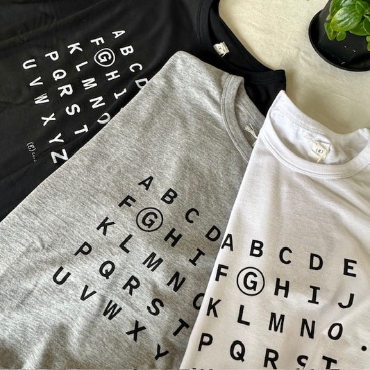 (g) グラム  天竺プリントTシャツ　ALPHABET　　ｇ-317AL
