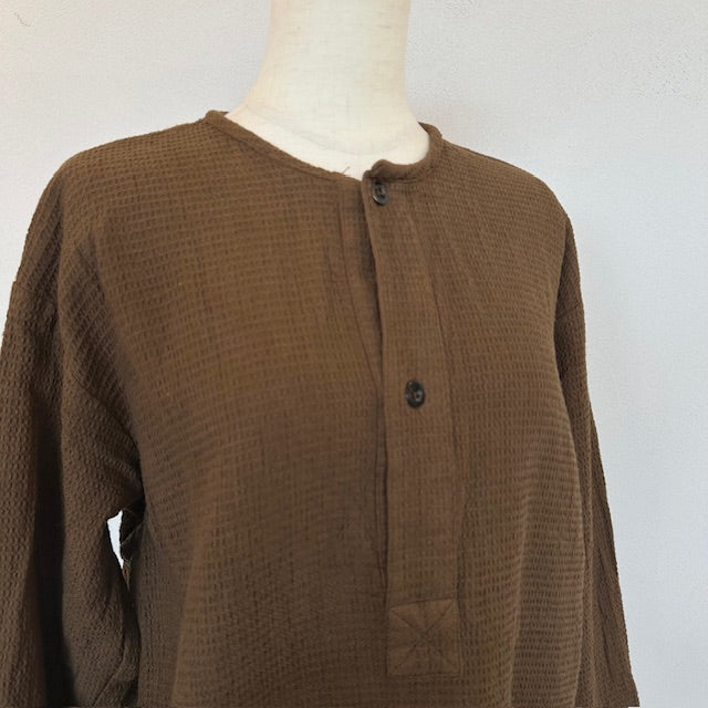 HTS   WAFFLE PLAIN OVERDYE HENRY NECK SHIRTS    INHT2574WPD