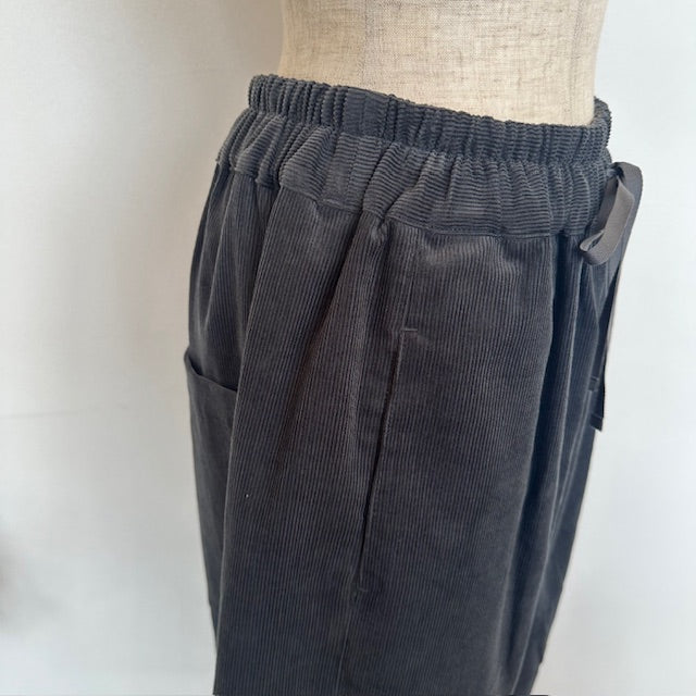 （g）グラム　コーデュロイオバールパンツ　　g-550