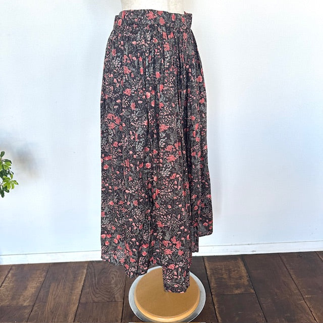 SOILソイル　 60s CAMBRIC FLOWER PRINT GATHERED SKIRT　NSL25595