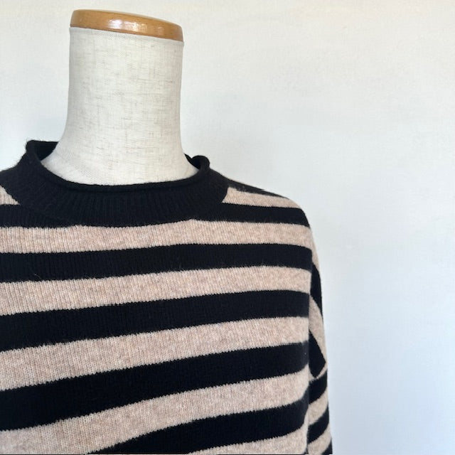 mao madeマオメイド　バックスリットボーダープルオーバーニット　541138