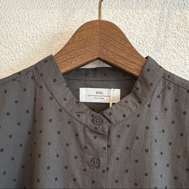 SOILソイル　DOT PRINT BANDED COLLAR DRESS　（ワンピース）NSL25537