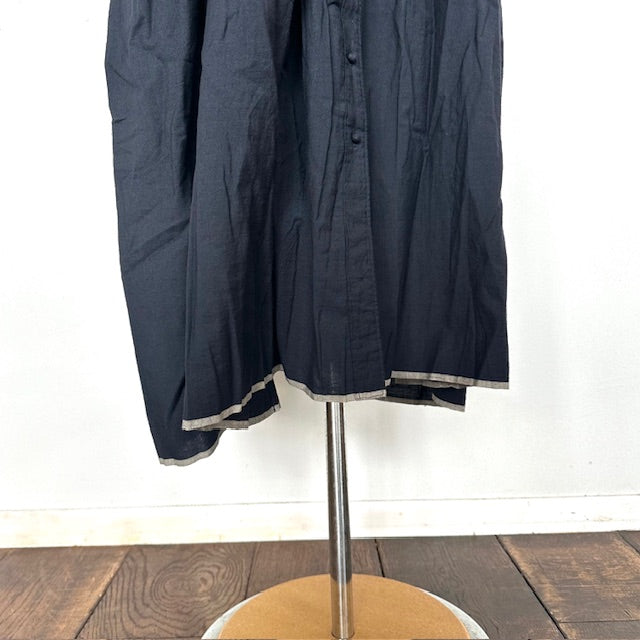 maison de soil メゾンドソイル　HANDWOVEN HEAVY COTTON PLAIN MINI PINTUCK BANDED COLLAR SHIRT DRESS　INMDS25724　