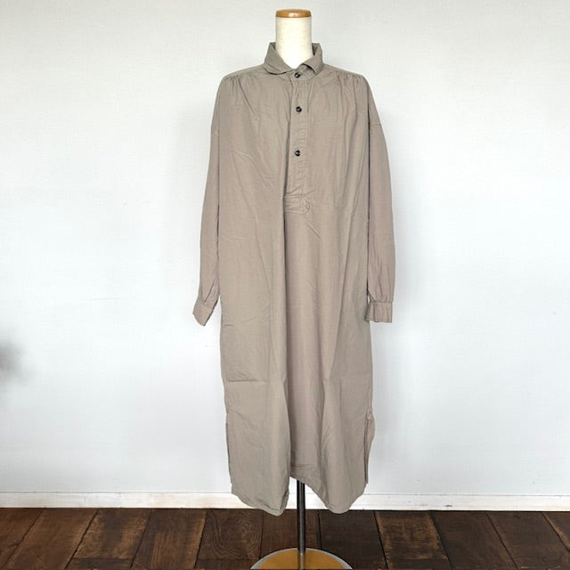 ARMEN   40s POPLIN OVER DYE WORK GATHERED SHIRT DRESS  （ワンピース）INAM2555PD