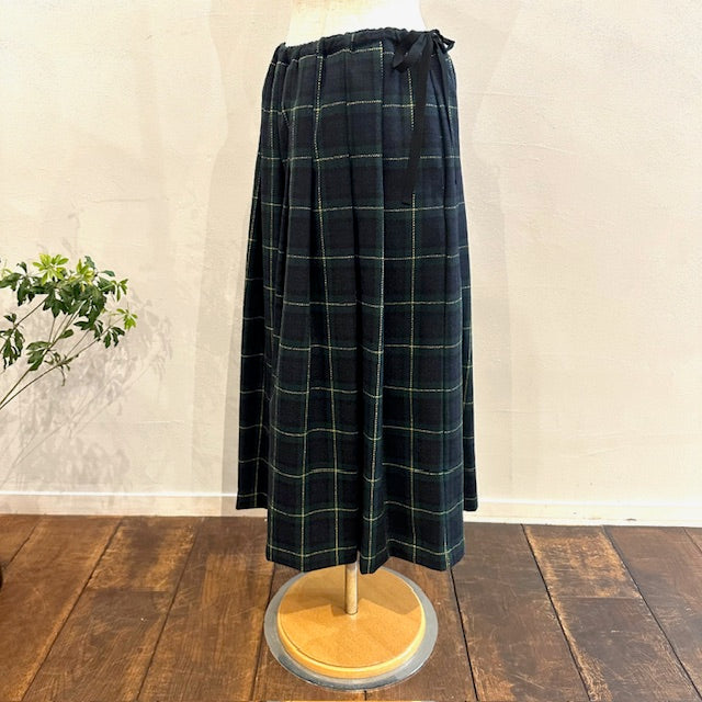 ina　ウエスト紐付きウールタックスカート（チェック柄）　244125