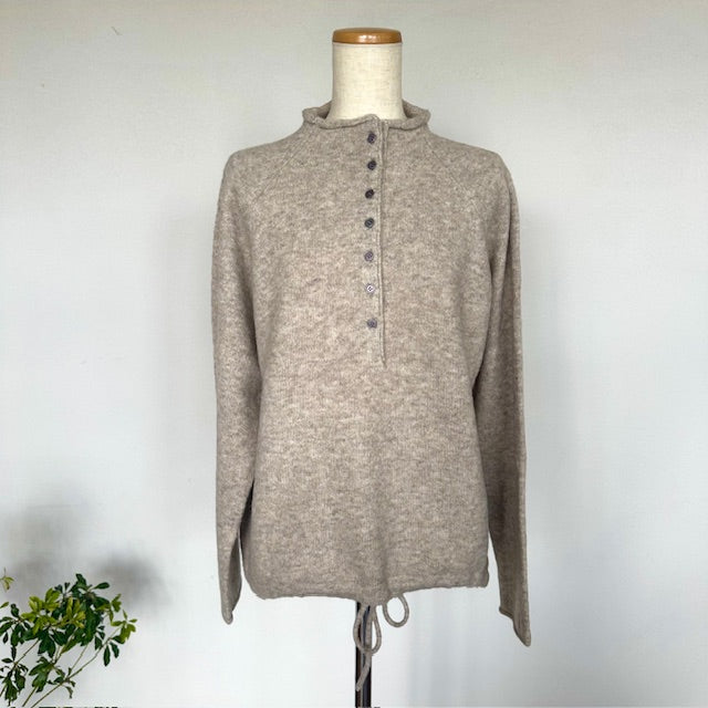 mao made ヤクフィール モックネックヘンリープルオーバー 551121