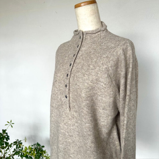 mao made　ヤクフィール　モックネックヘンリープルオーバー　　551121