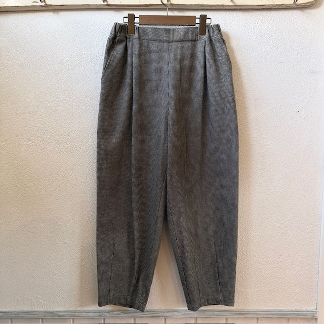 n o f l　コットンツイード3つ杢テーパードパンツ　　644211100