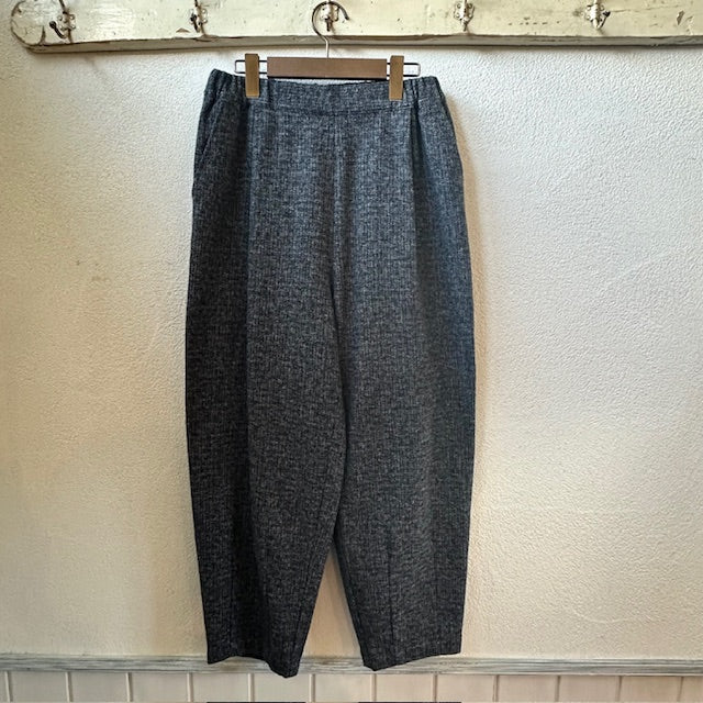 n o f l　コットンツイード3つ杢テーパードパンツ　　644211100