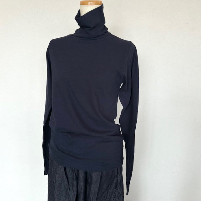 YARRA　エコリバイバルタートルプルオーバー　1541-222