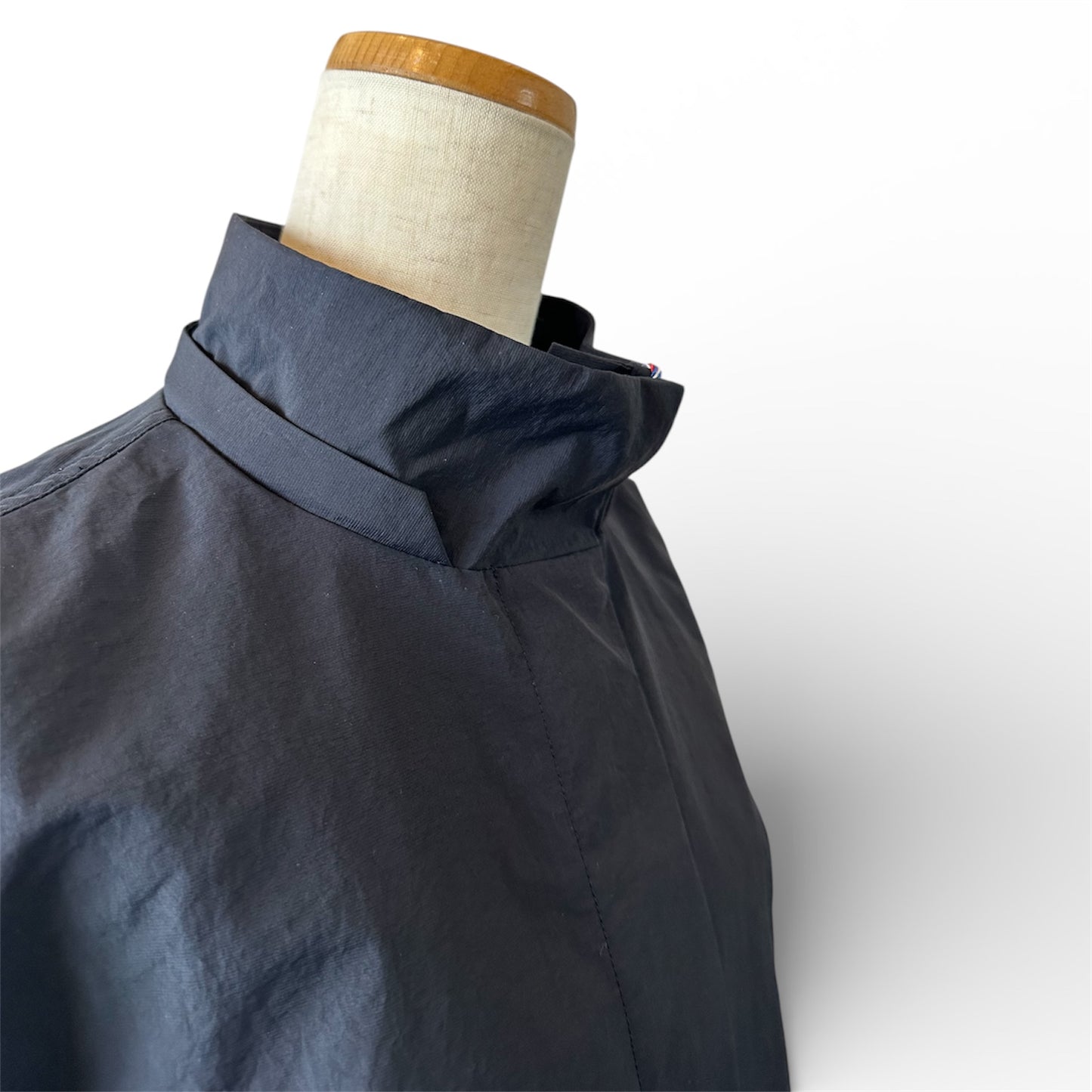 PONT DE CHALONS　撥水フード付き マウンテンパーカー アウター ジャケット 　22610114