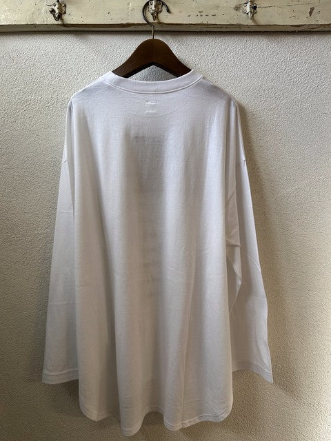 ホワイト 後ろ