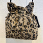 LEOPARD CONVERTIBLE BAG 正面